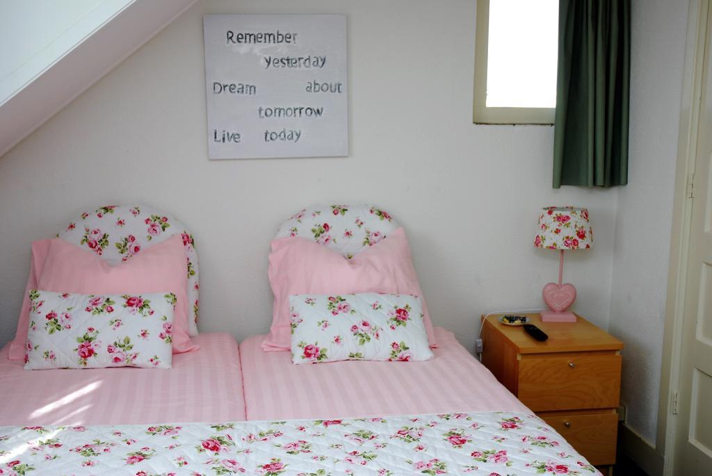 Bed And No Breakfast Joy Bed & Breakfast Noordwijk Luaran gambar