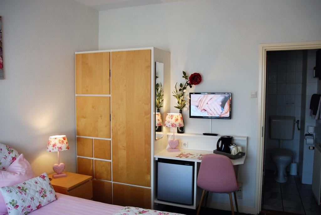 Bed And No Breakfast Joy Bed & Breakfast Noordwijk Luaran gambar