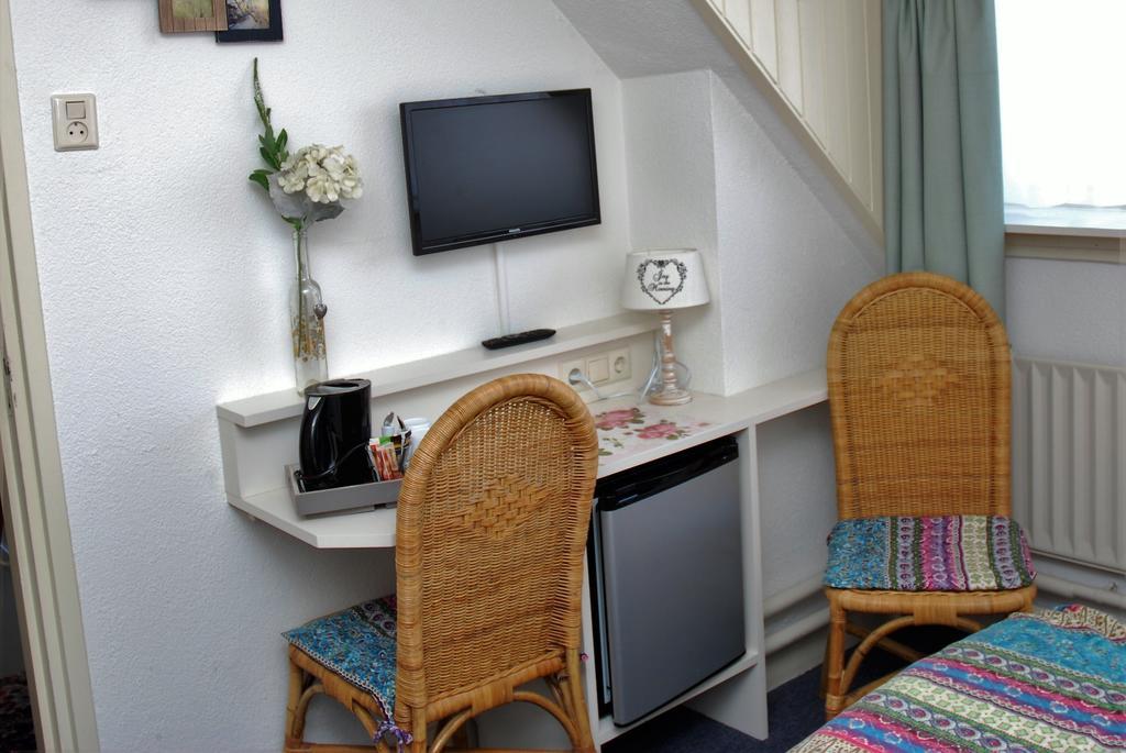 Bed And No Breakfast Joy Bed & Breakfast Noordwijk Luaran gambar